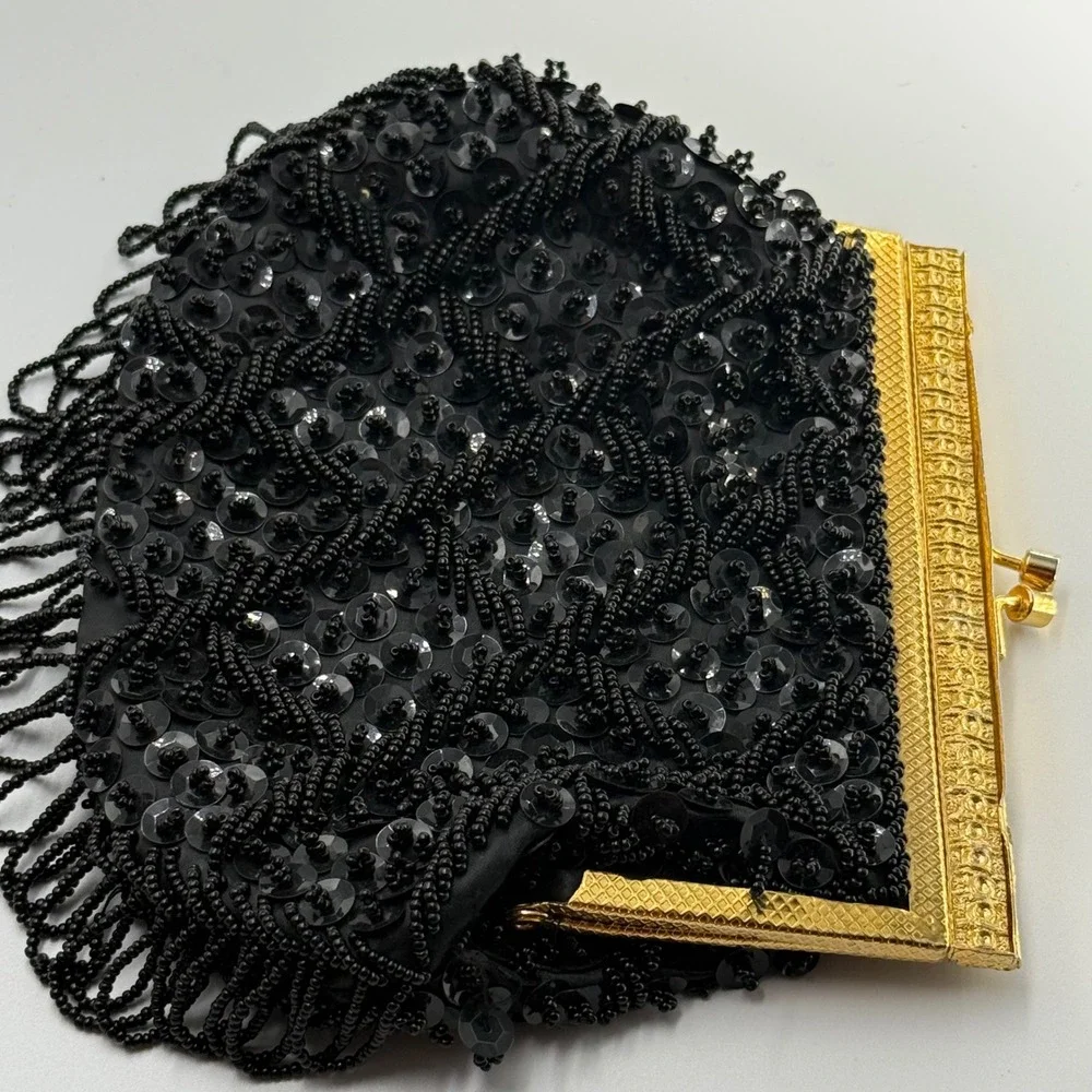 Vintage Beaded Sequin Evening Bag Clutch Hand Made in Hong Kong Unique‎